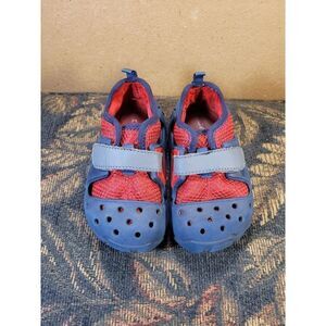 CROCS Kids Mesh Lined Navy and Red Sneaker with Velcro Closures- Size 9